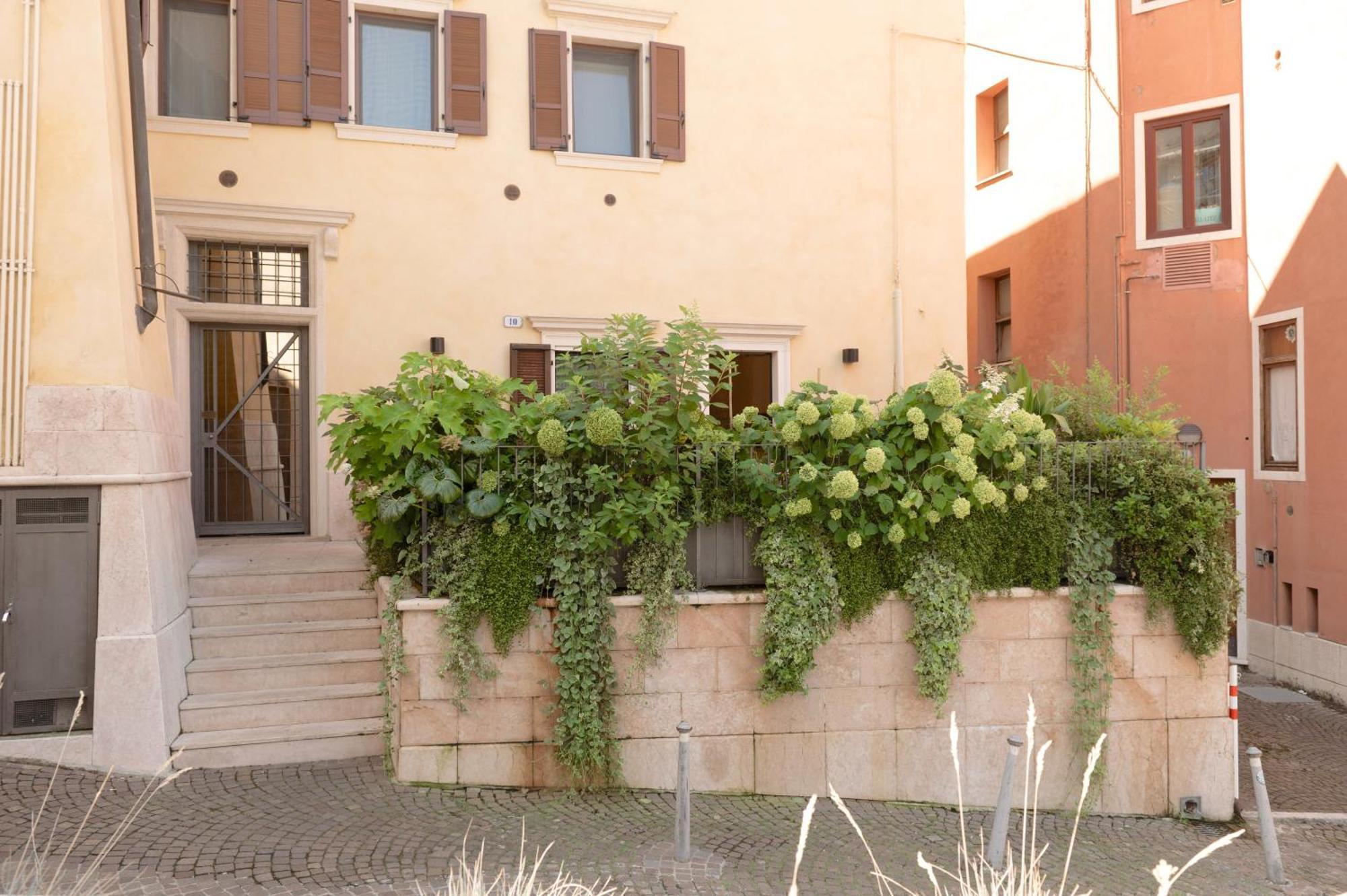 Dolce Vita Santo Stefano Verona Exteriör bild
